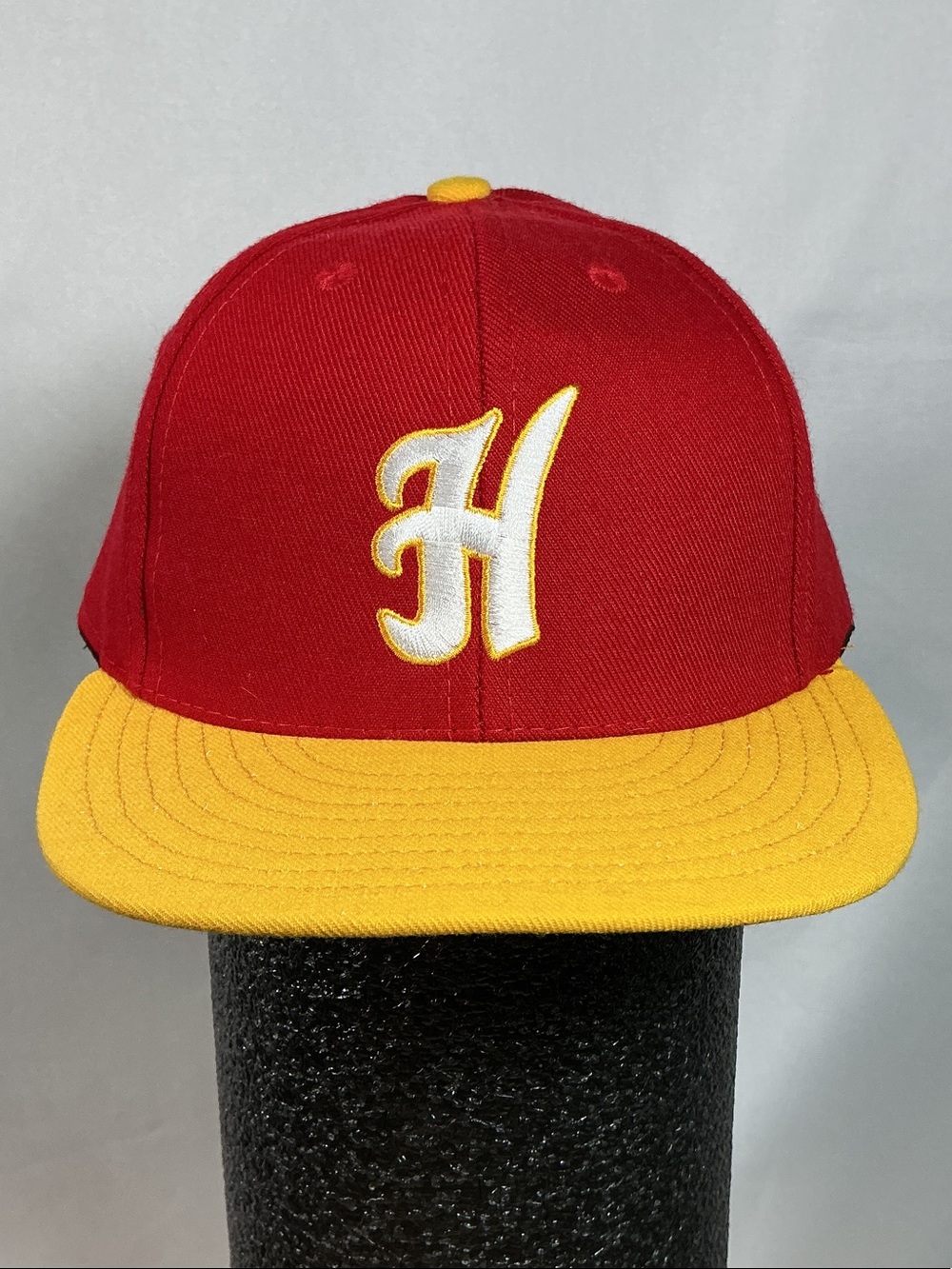Ebbets Field Flannels 1986 Hawaii Islanders Vintage Ballcap Red Wool Yellow Brim
